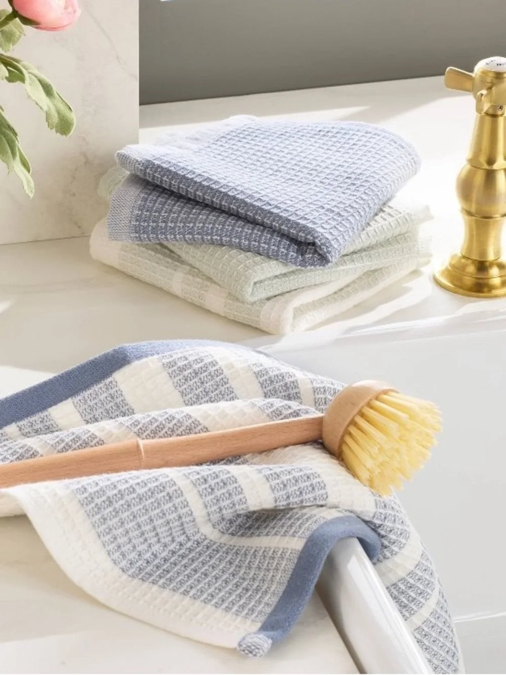 Waffle Weave Wash Cloth Towel Set in Blue and Cream 12”